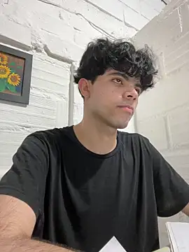 Axel-Mejia online show from 05-10-26, 02:15
