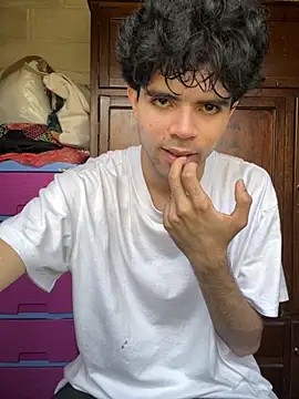 Axel-Mejia online show from 02-21-26, 03:25