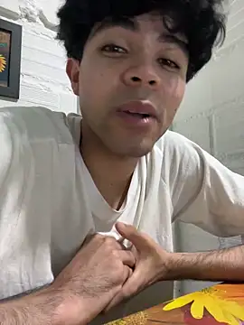 Axel-Mejia online show from 04-28-26, 02:27