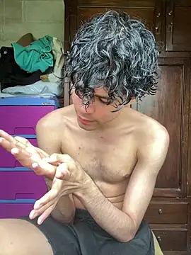 Axel-Mejia online show from 06-05-26, 06:35