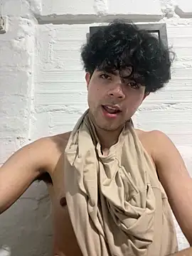 Axel-Mejia online show from 06-03-26, 02:01