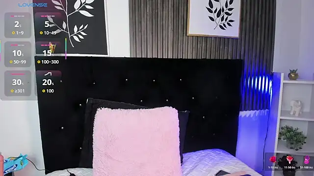 Snapshot of nanny__cute chatting on 10-23-25, 03:38 nanny cute online show from 10-23-25, 03:38