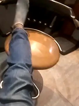 Snapshot of vergonvenco chatting on 11-09-25, 08:40 vergonvenco online show from 11-09-25, 08:40