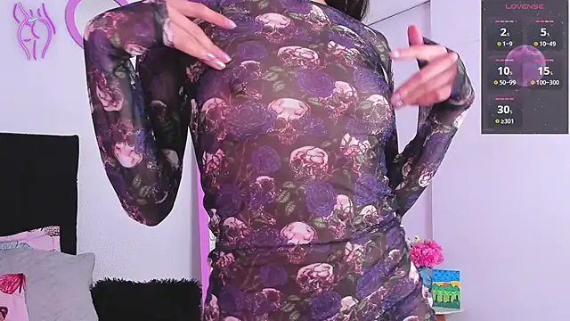 Snapshot of Aryane_art_ chatting on 11-18-25, 08:45 Aryane art online show from 11-18-25, 08:45