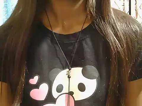 Snapshot of Tanvi_Strip chatting on 11-29-25, 09:04 Tanvi Strip online show from 11-29-25, 09:04