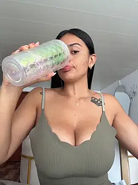 AnaaFaith  online show from 03-08-26, 03:04