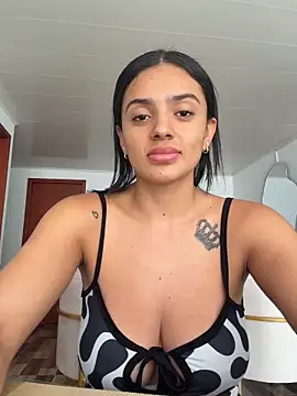 AnaaFaith  online show from 04-18-26, 05:48