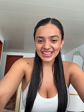 AnaaFaith  online show from 04-12-26, 06:22