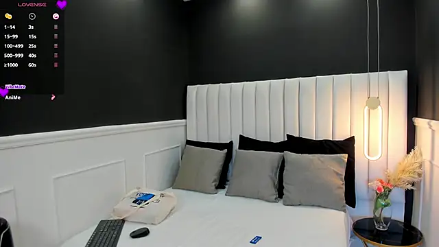 Snapshot of _emma_willliams_ chatting on 09-10-25, 01:32 emma willliams online show from 09-10-25, 01:32