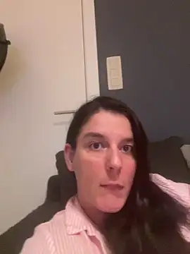 hottyFcup online show from 10-21-25, 06:29