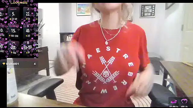 Snapshot of Magical_Milf_MelissaXX chatting on 09-26-25, 03:41 Magical Milf MelissaXX online show from 09-26-25, 03:41