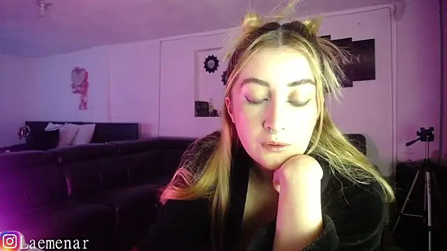 Saraa-Smith online show from 11-07-25, 07:40