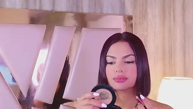 Snapshot of IrinaVelvet chatting on 09-16-25, 04:52 IrinaVelvet online show from 09-16-25, 04:52