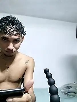 Manuel Mateus1 online show from 10-21-25, 03:06