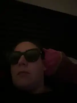 Snapshot of melanie75020 chatting on 10-15-25, 01:19 melanie75020 online show from 10-15-25, 01:19