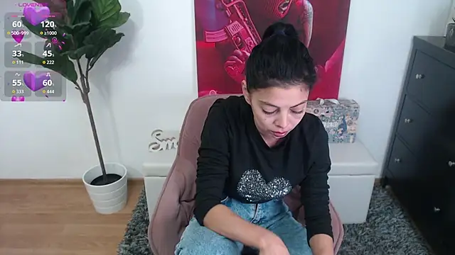 LadyLiia online show from 04-06-26, 04:30