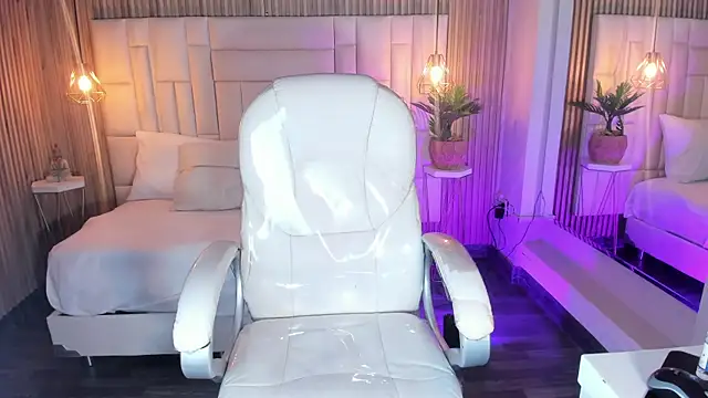 DulceGreem online show from 09-16-25, 11:22