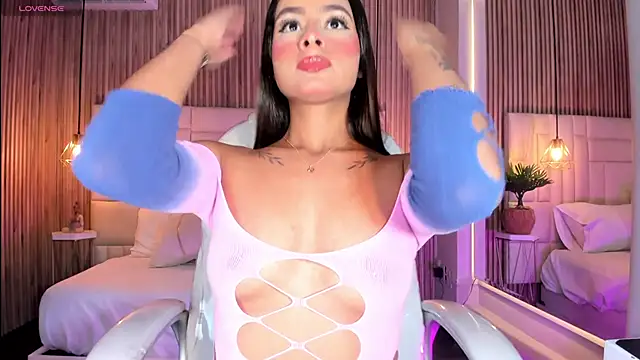 DulceGreem online show from 11-14-25, 11:58