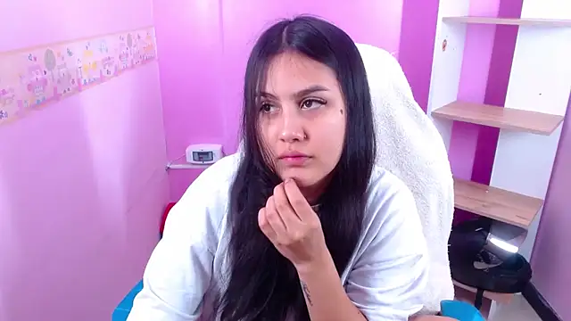 Snapshot of ValentinaMillers_ chatting on 09-28-25, 12:56 ValentinaMillers online show from 09-28-25, 12:56