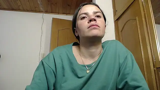 Snapshot of Skylar_Serenity chatting on 10-18-25, 10:34 Skylar Serenity online show from 10-18-25, 10:34
