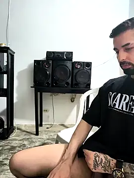 giannis090 online show from 11-22-25, 09:46