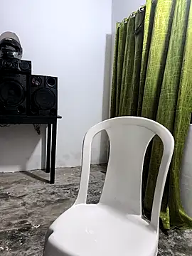 giannis090 online show from 10-14-25, 04:02