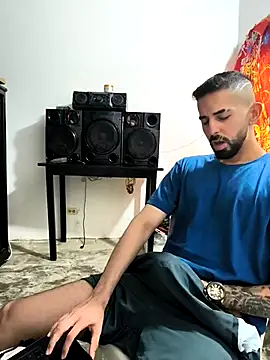 giannis090 online show from 11-16-25, 09:41