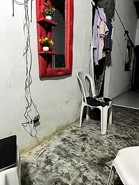 giannis090 online show from 10-04-25, 05:20