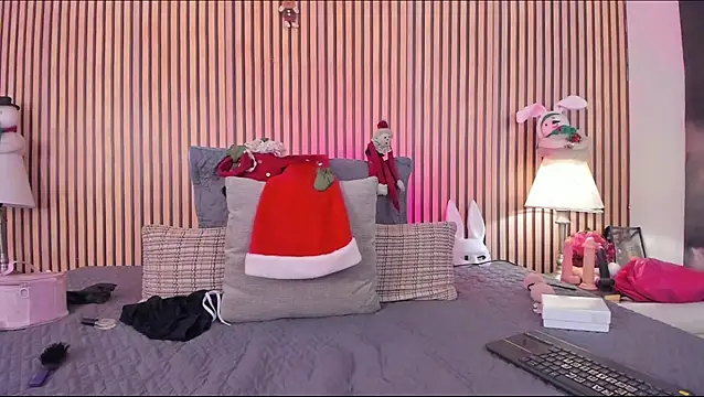 keeyla stone online show from 12-19-25, 09:50