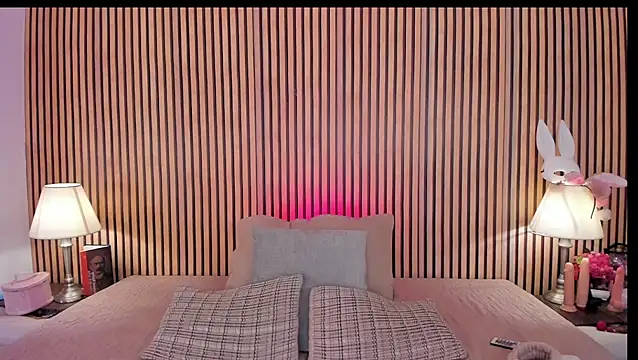 keeyla stone online show from 01-12-26, 10:58