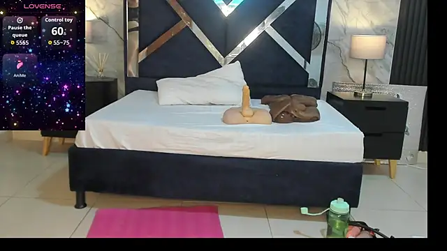 VanessaHard as online show from 12-17-25, 07:52