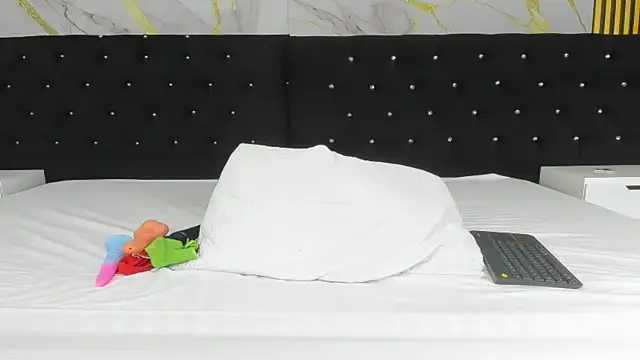 VanessaHard as online show from 03-24-26, 08:09