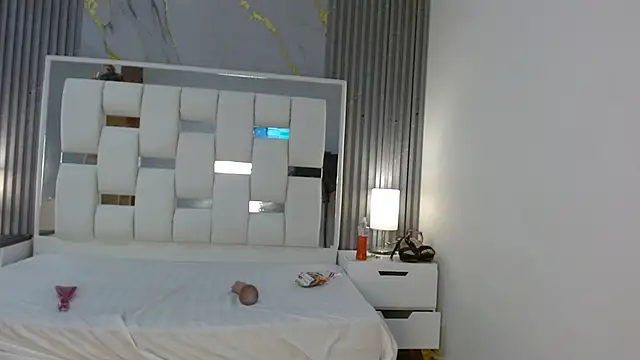 VanessaHard as online show from 09-19-25, 07:29