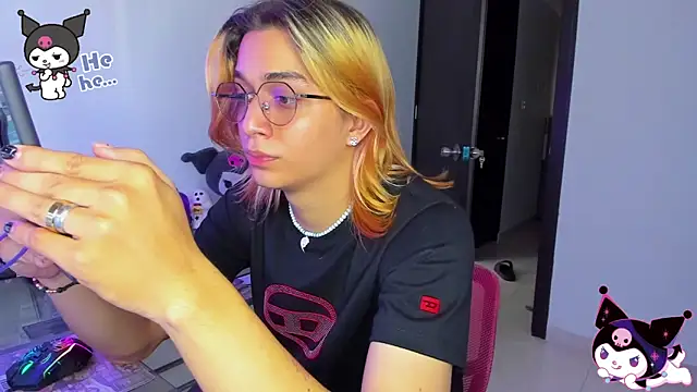 KeitaMoon online show from 10-19-25, 09:39