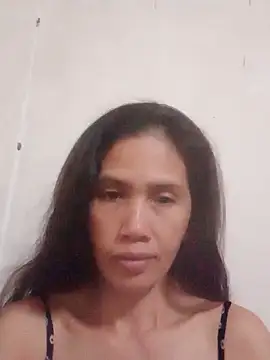 Sweet-n-HotCandy online show from 05-17-26, 05:51