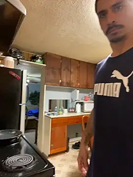 Snapshot of SlimSexxxy69 chatting on 09-25-25, 11:27 SlimSexxxy69 online show from 09-25-25, 11:27