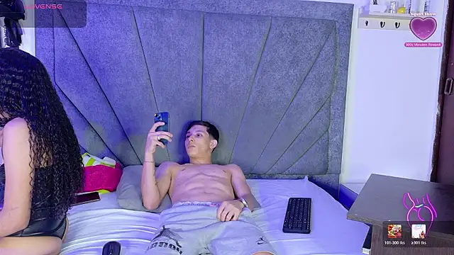 ZafiroAndFlynn online show from 02-15-26, 02:56