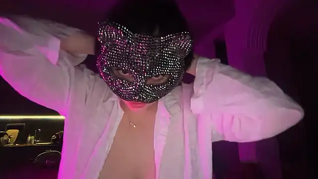 Lunahadidd online show from 04-02-26, 09:43