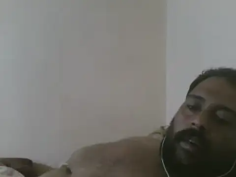 elpoop7305 online show from 11-26-25, 10:43