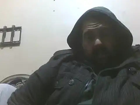 elpoop7305 online show from 01-07-26, 01:16