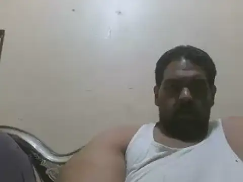 elpoop7305 online show from 06-06-26, 11:04