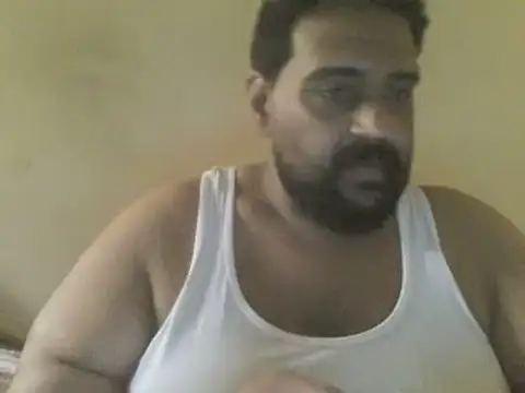 Snapshot of elpoop7305 chatting on 07-17-26, 08:44 elpoop7305 online show from 07-17-26, 08:44
