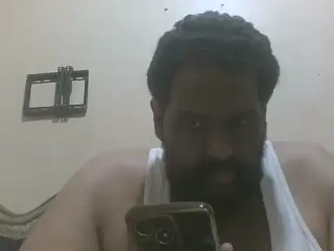 elpoop7305 online show from 05-31-26, 10:21