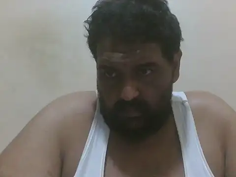 Snapshot of elpoop7305 chatting on 07-12-26, 08:53 elpoop7305 online show from 07-12-26, 08:53