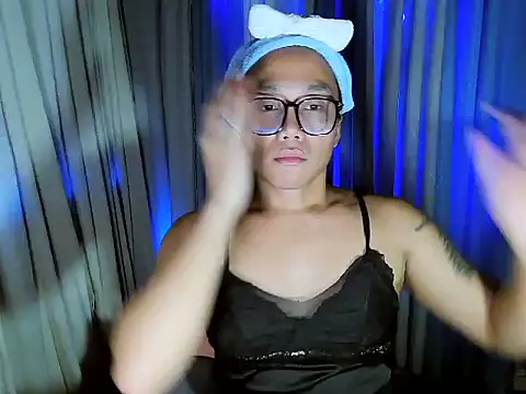 Snapshot of YourNikkieXxx chatting on 07-15-26, 12:34 YourNikkieXxx online show from 07-15-26, 12:34
