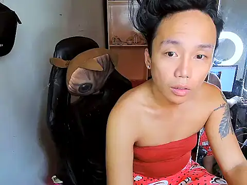 YourNikkieXxx online show from 10-28-25, 05:08