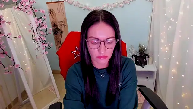 Aurora Loveu online show from 04-11-26, 10:24