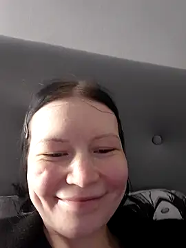 DragonFoxie online show from 10-11-25, 02:40