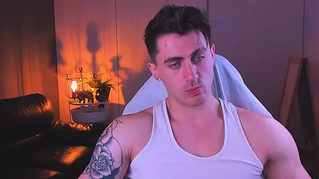 Oscar Miller  online show from 10-10-25, 09:04