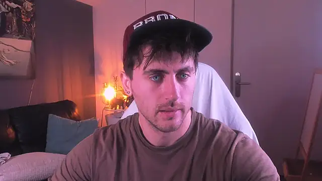 Oscar Miller  online show from 09-28-25, 09:11